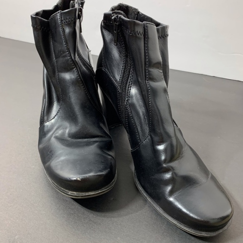 Etienne‎ Aigner Dolly Black Ankle Boots Size 7W